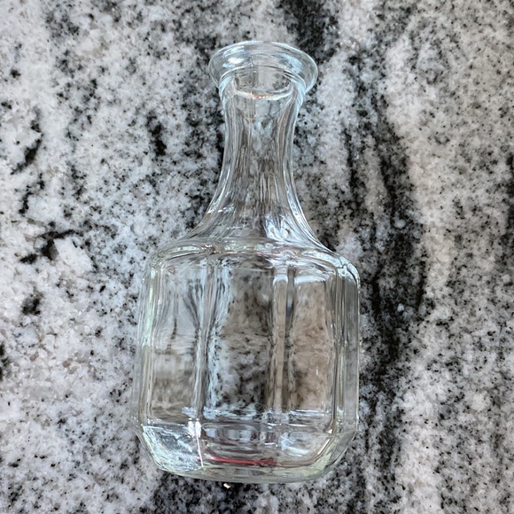 Set Of 2 Vintage Glass Cruets With Stoppers! - Picture 9 of 11